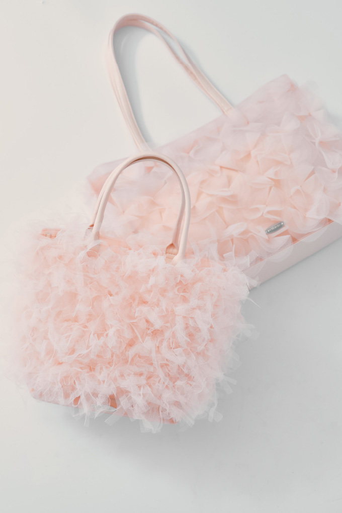 PRE ORDER 2024 SUMMER COLLECTION 着用モデル：石川梨華
