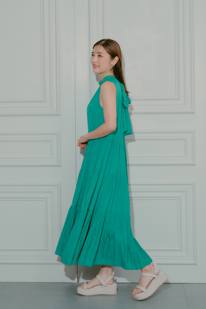 PRE ORDER 2024 SUMMER COLLECTION 着用モデル：石川梨華
