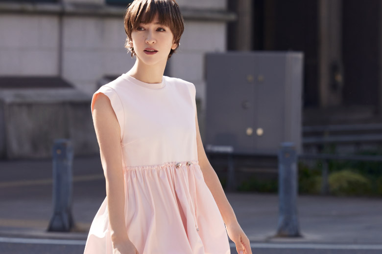 滝川クリステルと愉しむ Vol.3 6月が昇華するレディ服