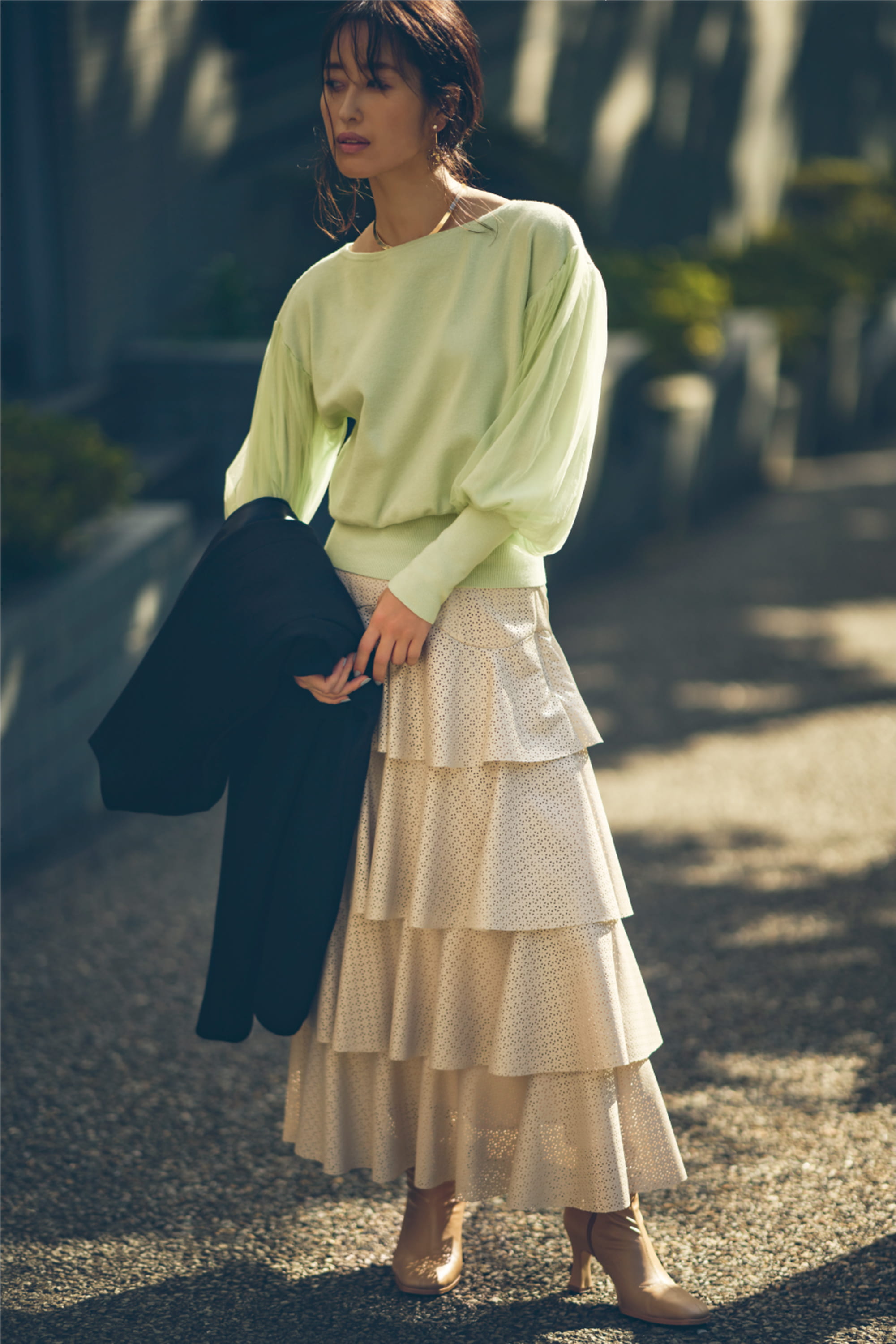 GREEN PULLOVER