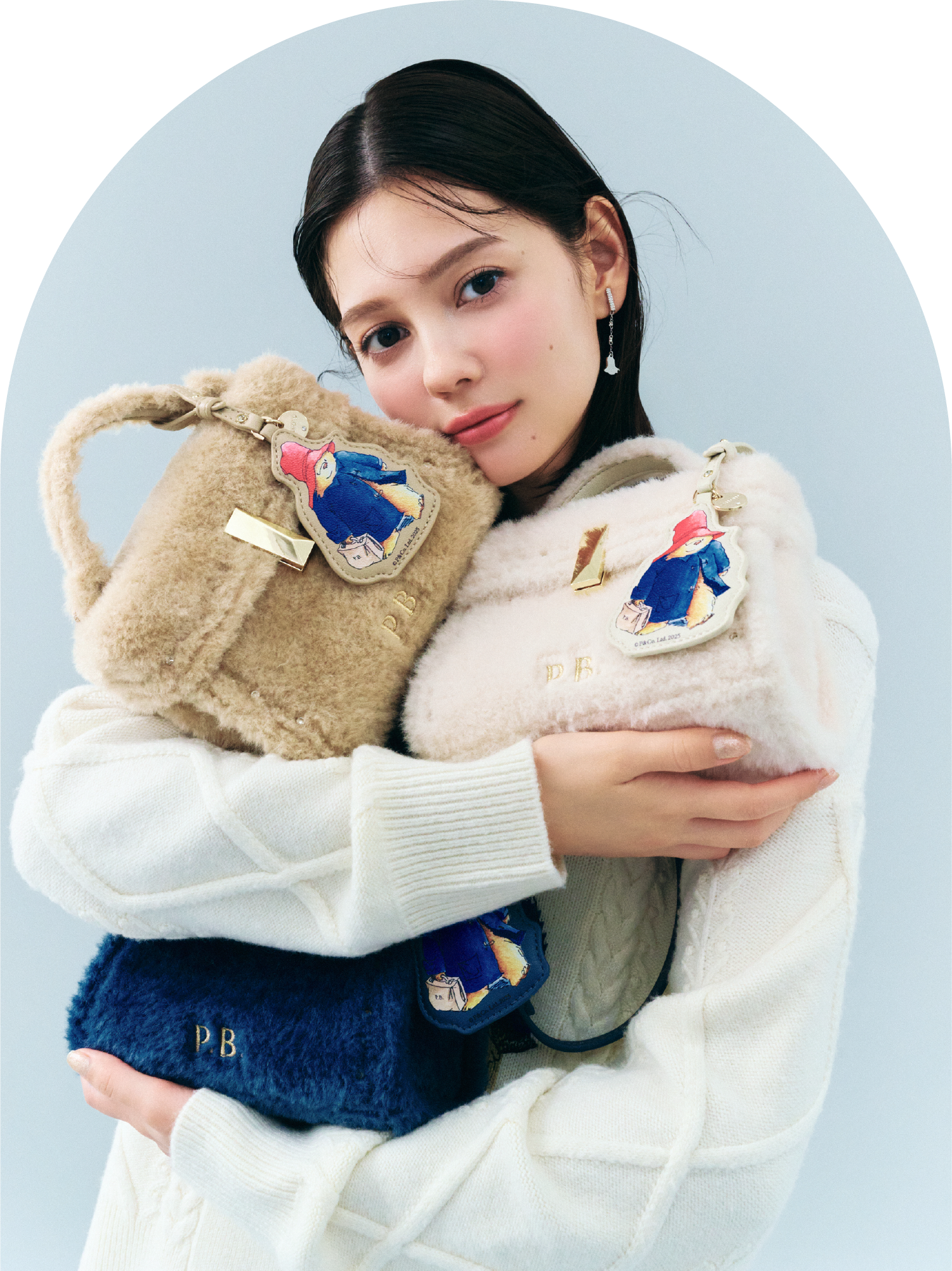 ３つの色の【パディントン™×CELFORD】【リュタン】ビジュースタッズボアポシェットの商品画像