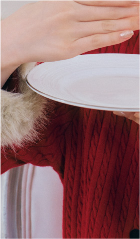 【パディントン™×CELFORD】ケーブルカーディガンを着用したイメージ画像03