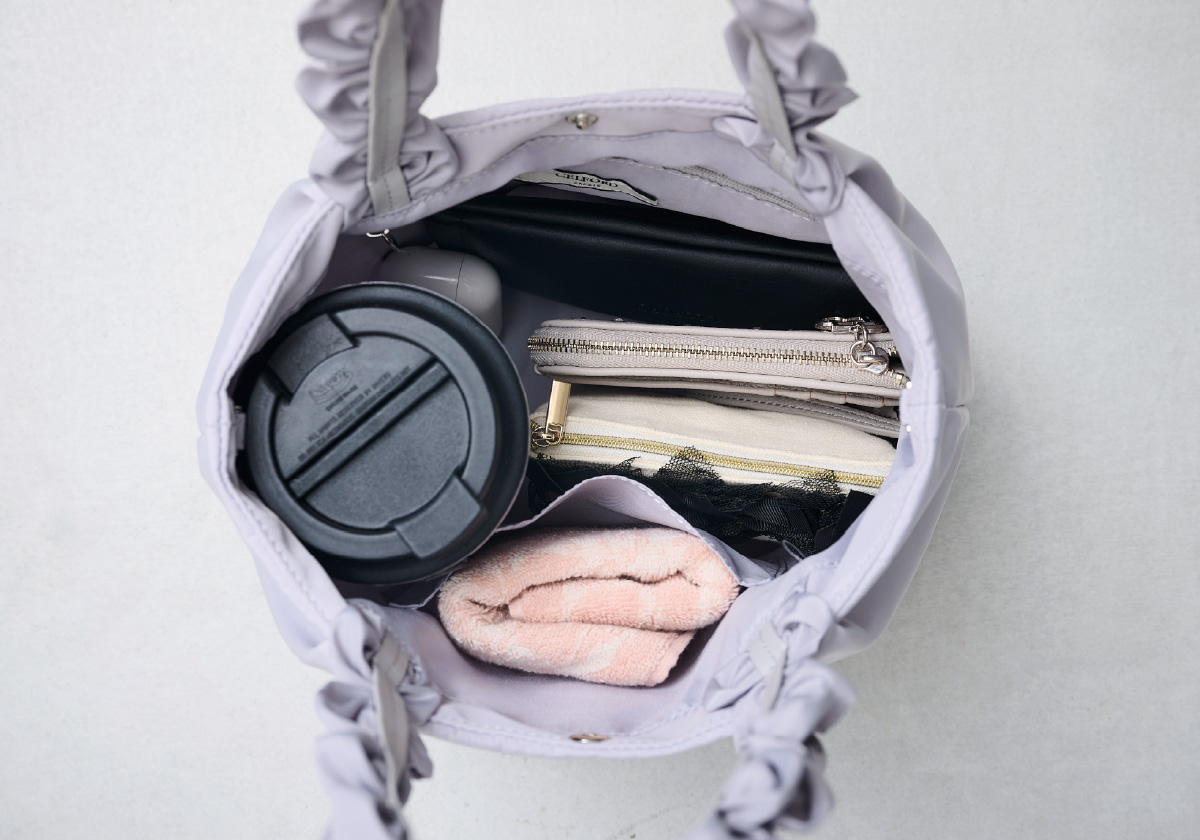 【WEB限定カラー】【プリュム】フリルラメ刺繍トートバッグ（small）の商品画像