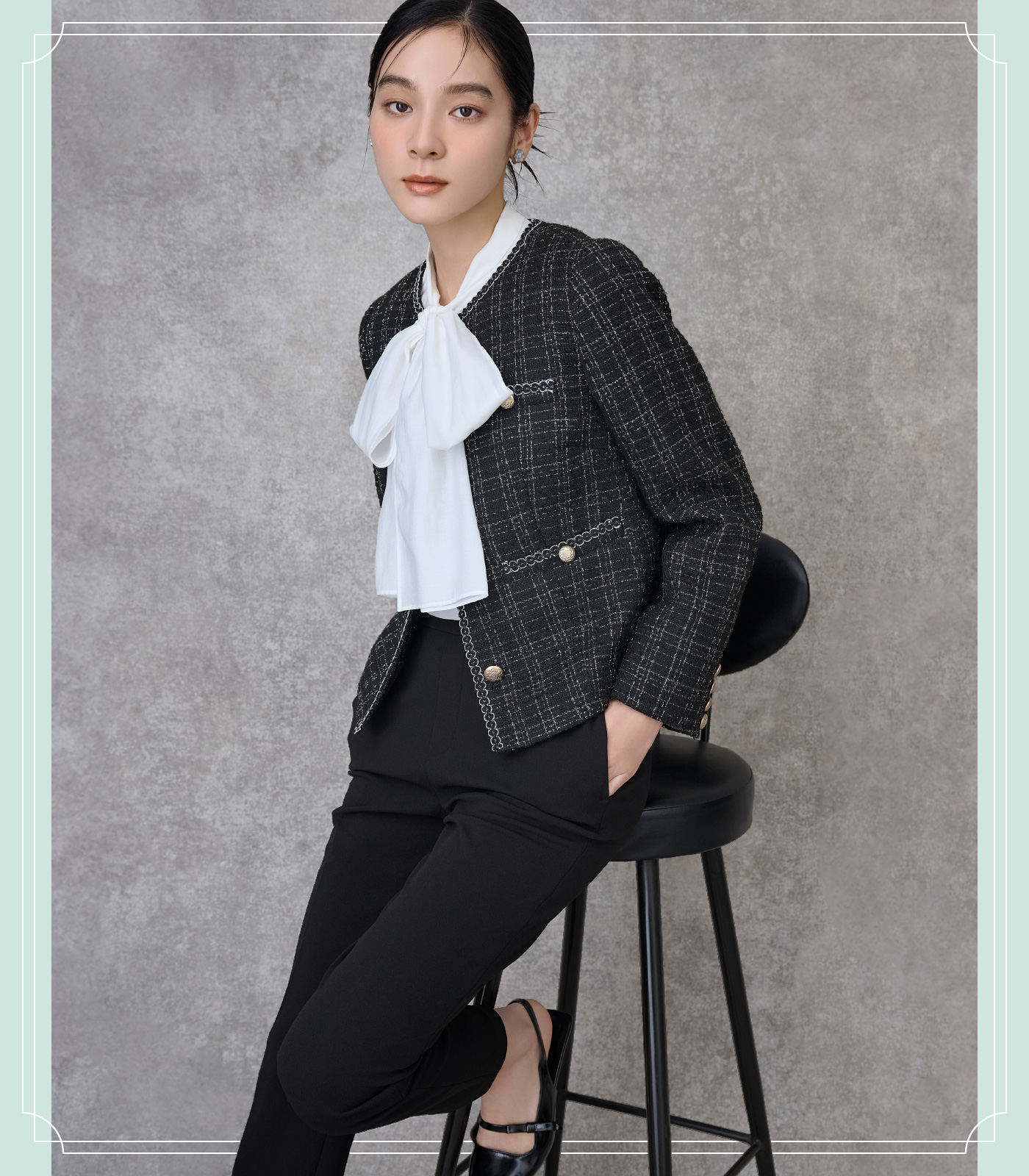 Elegant Occasion Look ハレの日に、品格と華やぎを纏ってのメインビジュアル